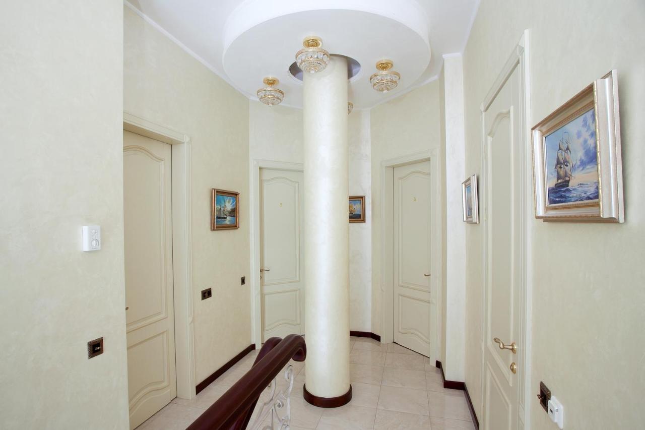 Bortnichi House Hotel Kyiv Exterior photo
